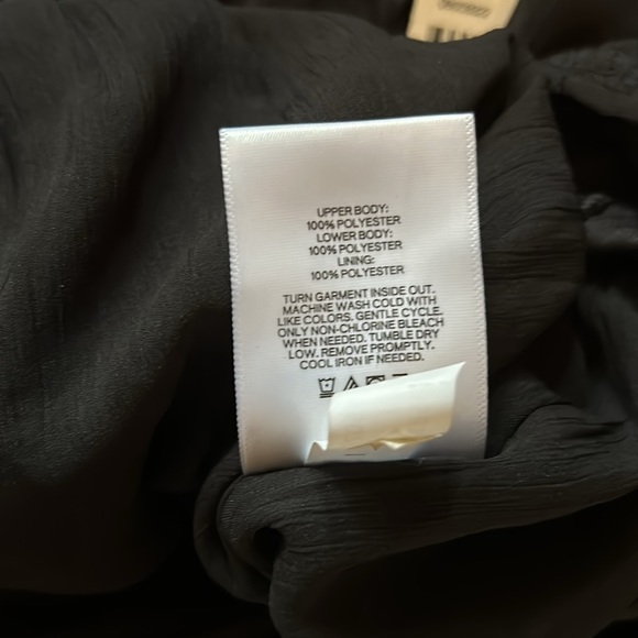 Express Black Top - Picture 7 of 7